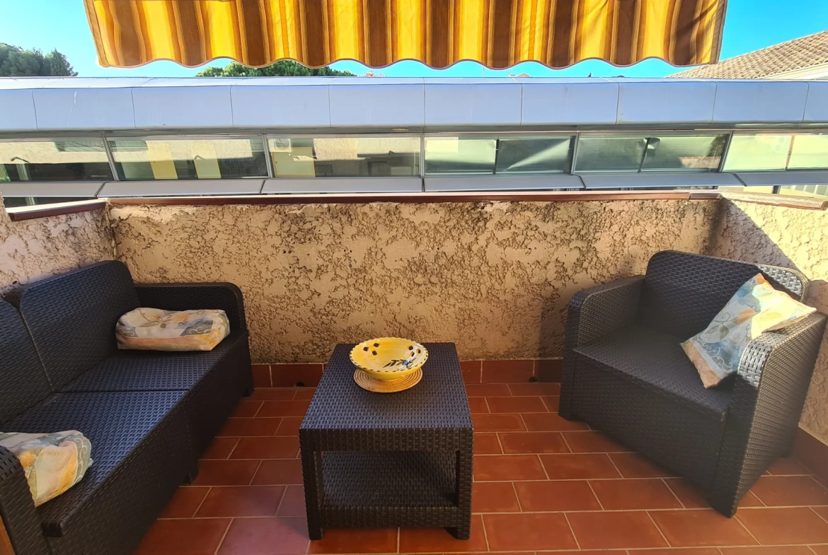 Appartement duplex avec terrasse à Bandol en centre-ville – Opportunité rare 