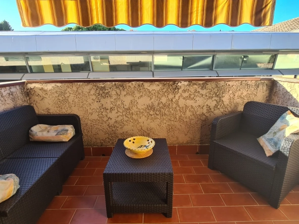Appartement duplex avec terrasse à Bandol en centre-ville – Opportunité rare