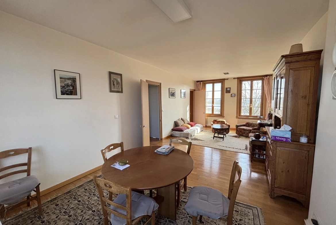 Bel appartement avec vue sur le port au Treport - 3 pièces, cave 