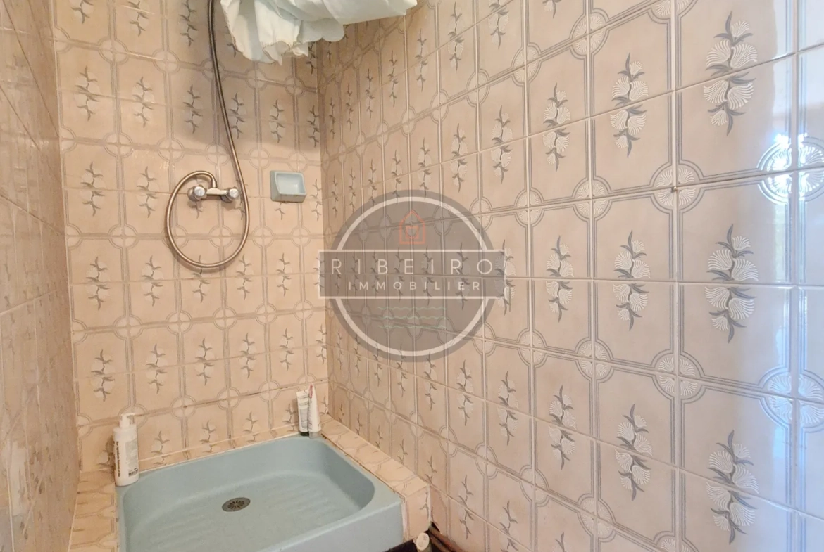 Villa avec deux appartements à vendre au Grau d'Agde, proche plage et centre 
