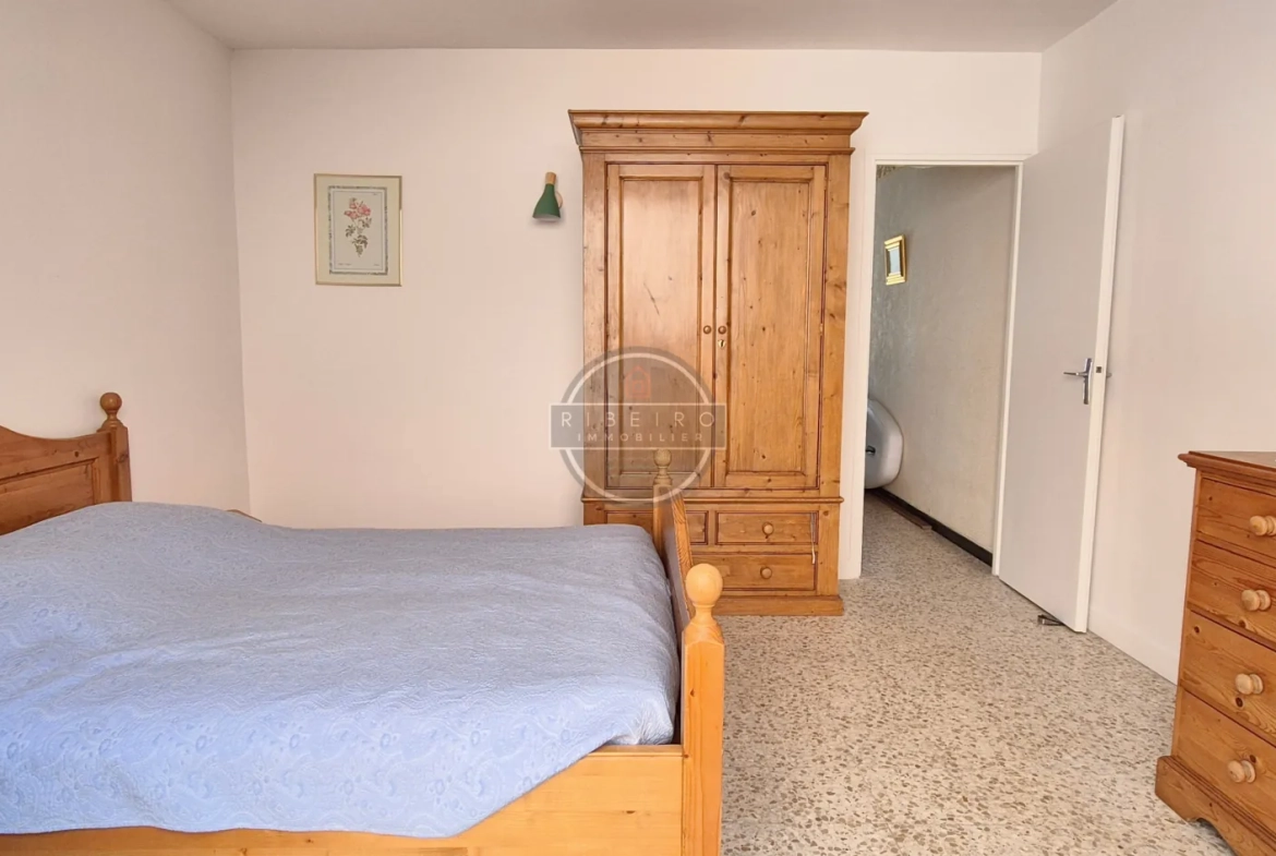 Villa avec deux appartements à vendre au Grau d'Agde, proche plage et centre 