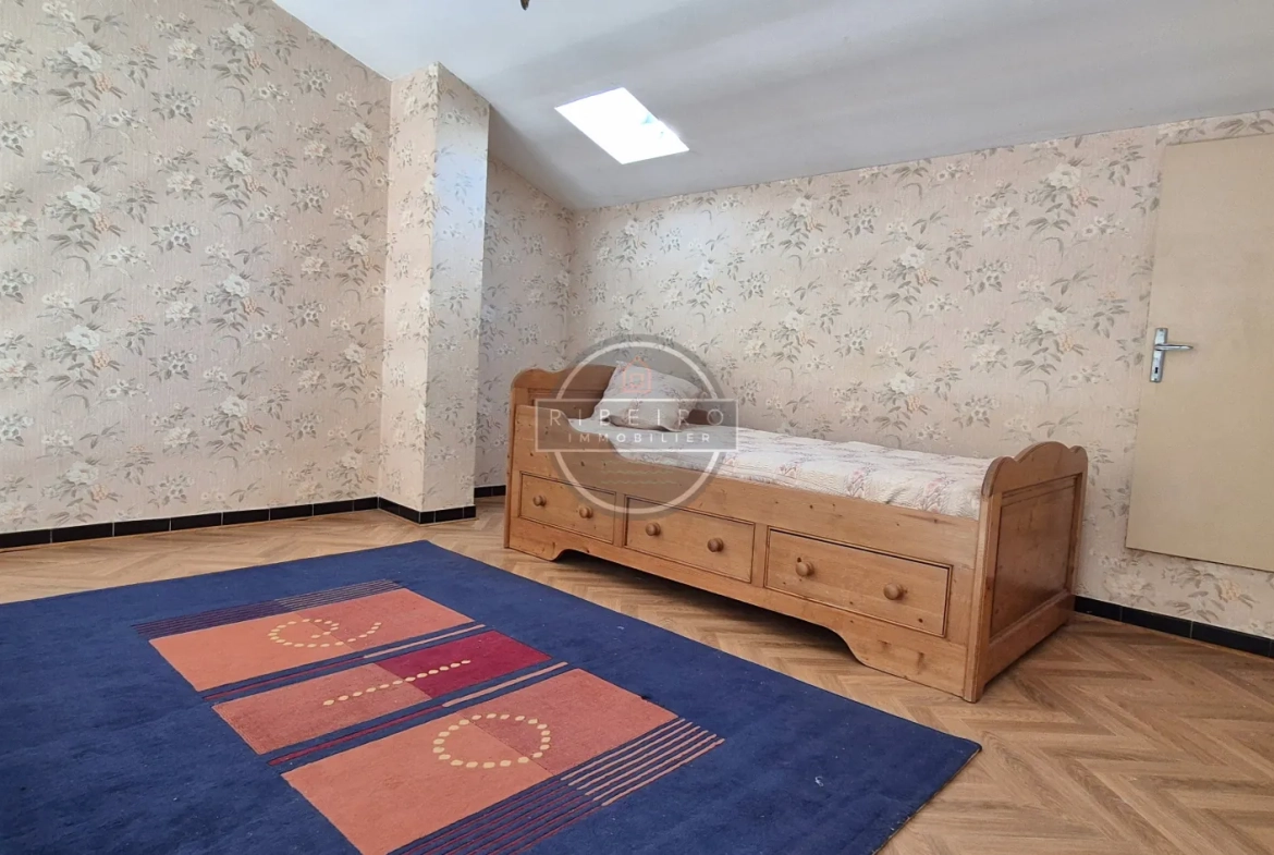 Villa avec deux appartements à vendre au Grau d'Agde, proche plage et centre 
