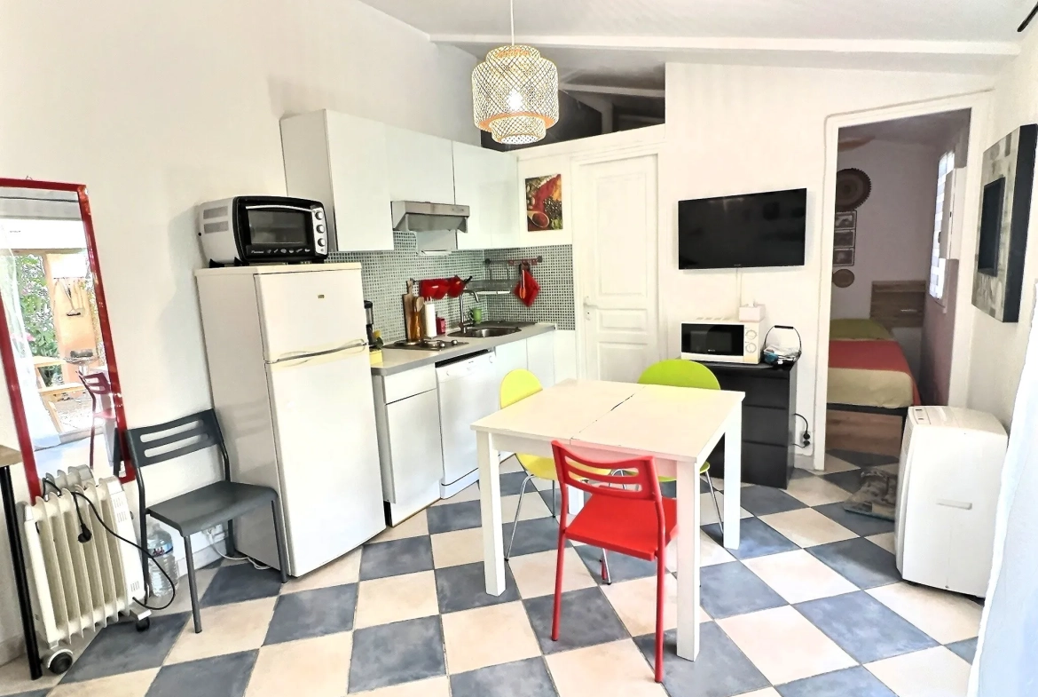 Villa de plain-pied avec jardin et accès marina à Saint-Cyprien Plage 