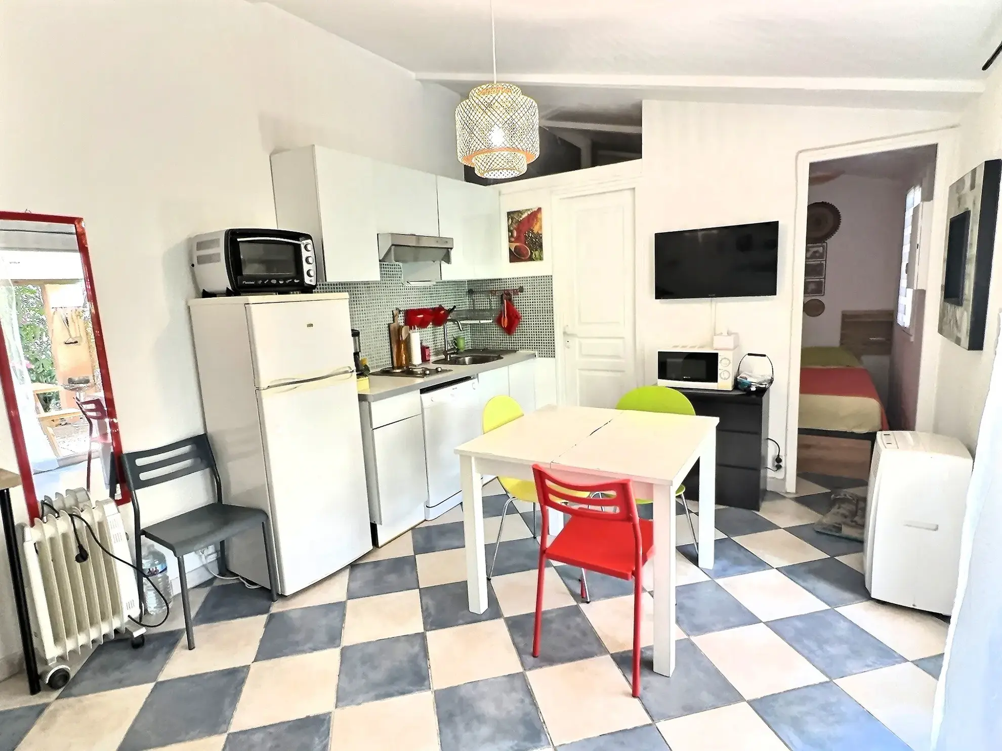 Villa de plain-pied avec jardin et accès marina à Saint-Cyprien Plage 