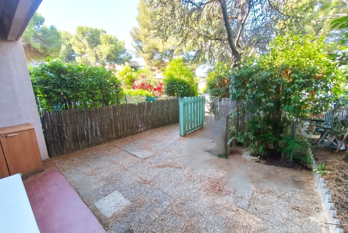 Appartement T2 avec terrasse à La Seyne-sur-Mer Tamaris à vendre 