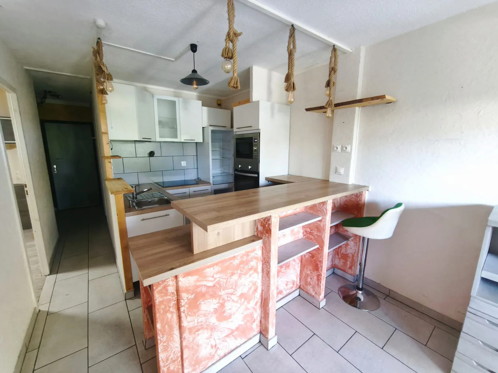 Appartement T2 avec terrasse à La Seyne-sur-Mer Tamaris à vendre 