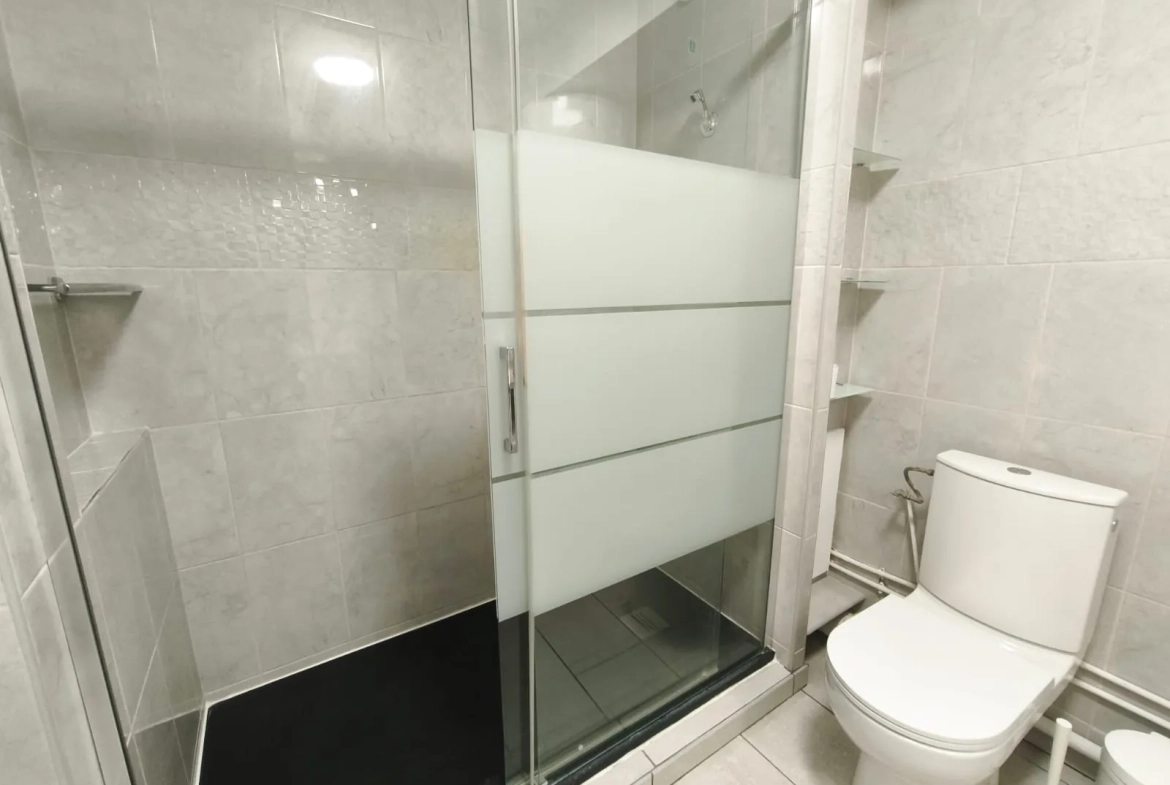 Appartement T2 avec terrasse à La Seyne-sur-Mer Tamaris à vendre 