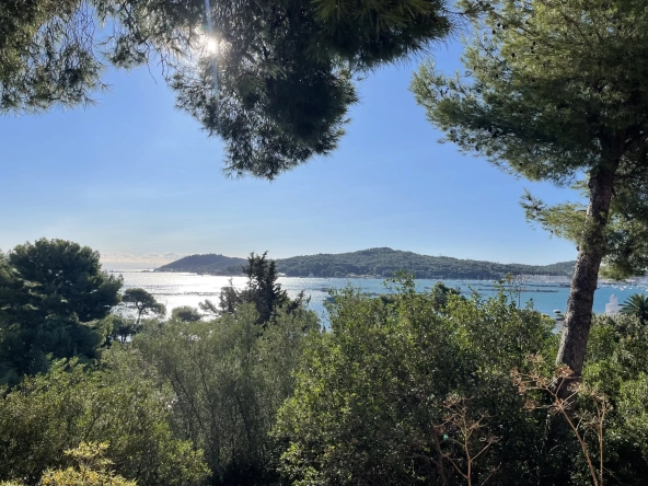 Appartement T2 avec terrasse à La Seyne-sur-Mer Tamaris à vendre