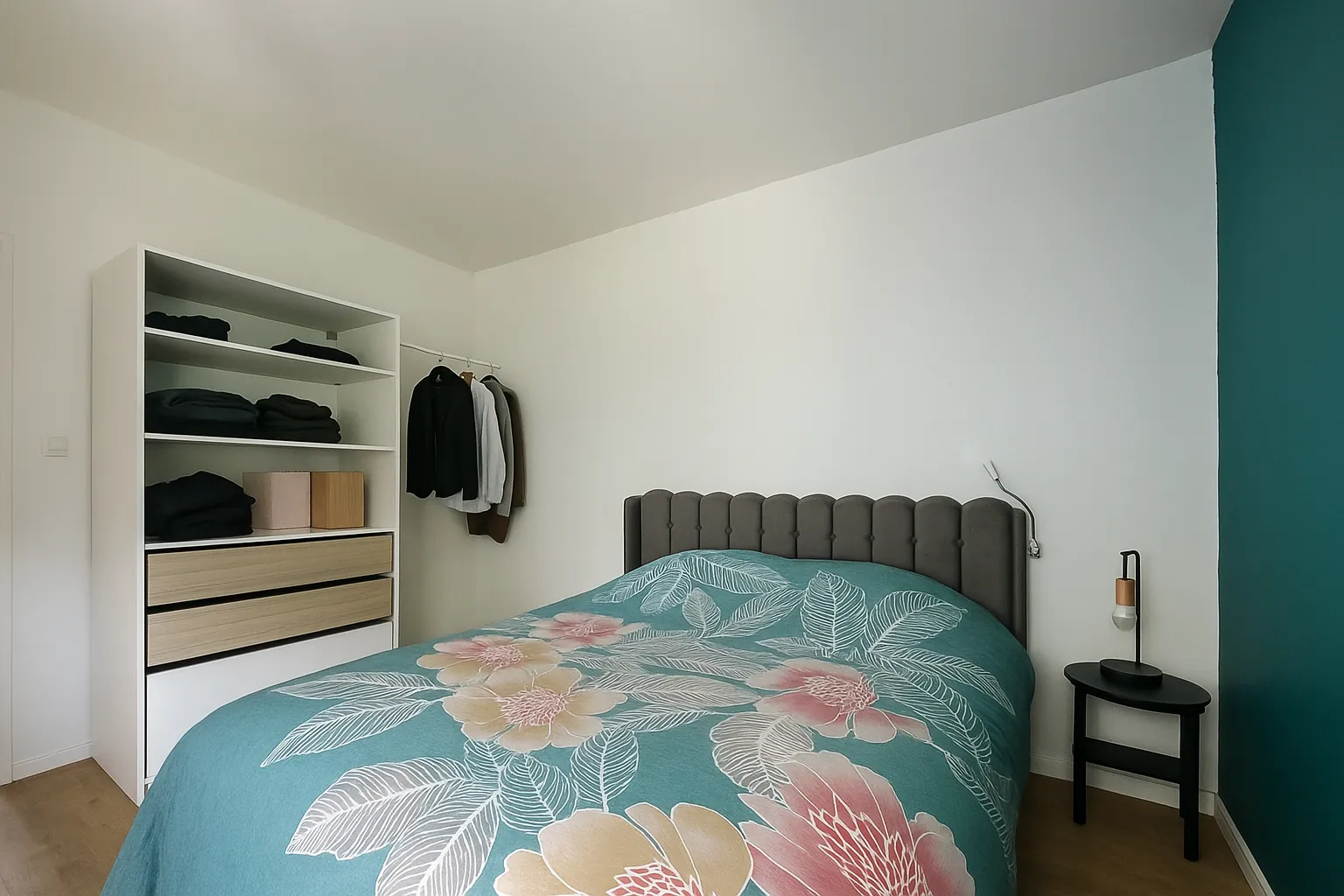 Bel appartement rénové avec 2 chambres et véranda à Thionville 