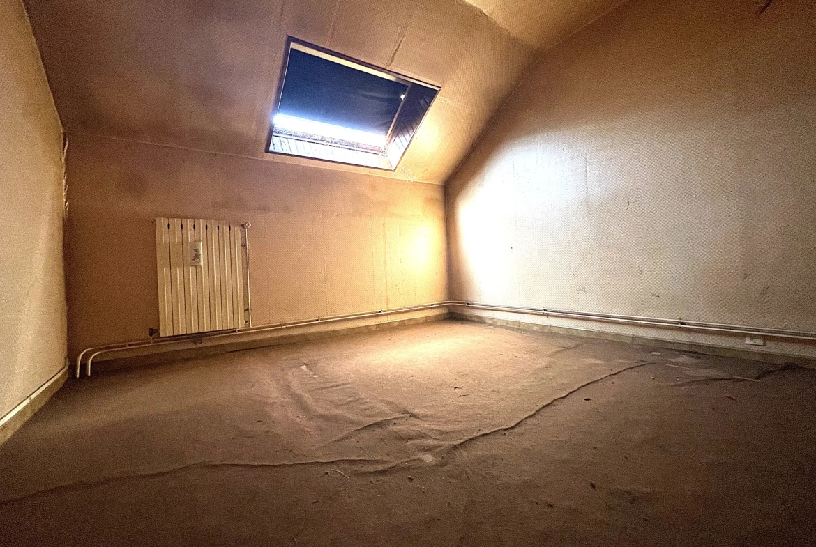 Maison de plain-pied à Prémery, 4 chambres, garage, calme, 65 000 EUR 