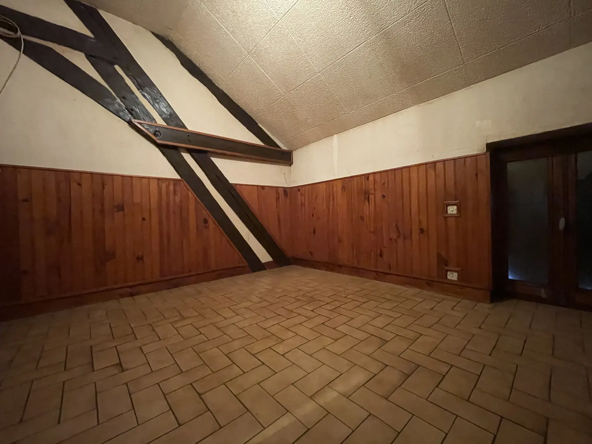 Maison de plain-pied à Prémery, 4 chambres, garage, calme, 65 000 EUR 