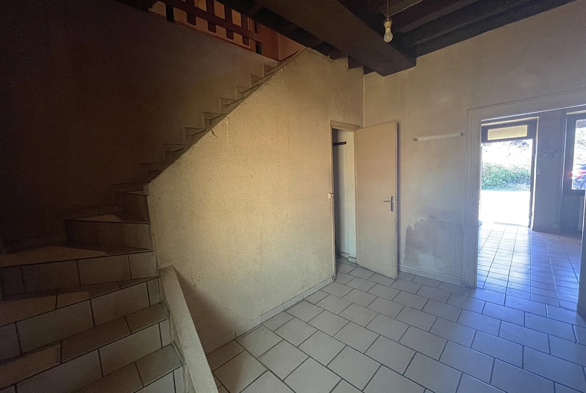 Maison de plain-pied à Prémery, 4 chambres, garage, calme, 65 000 EUR 