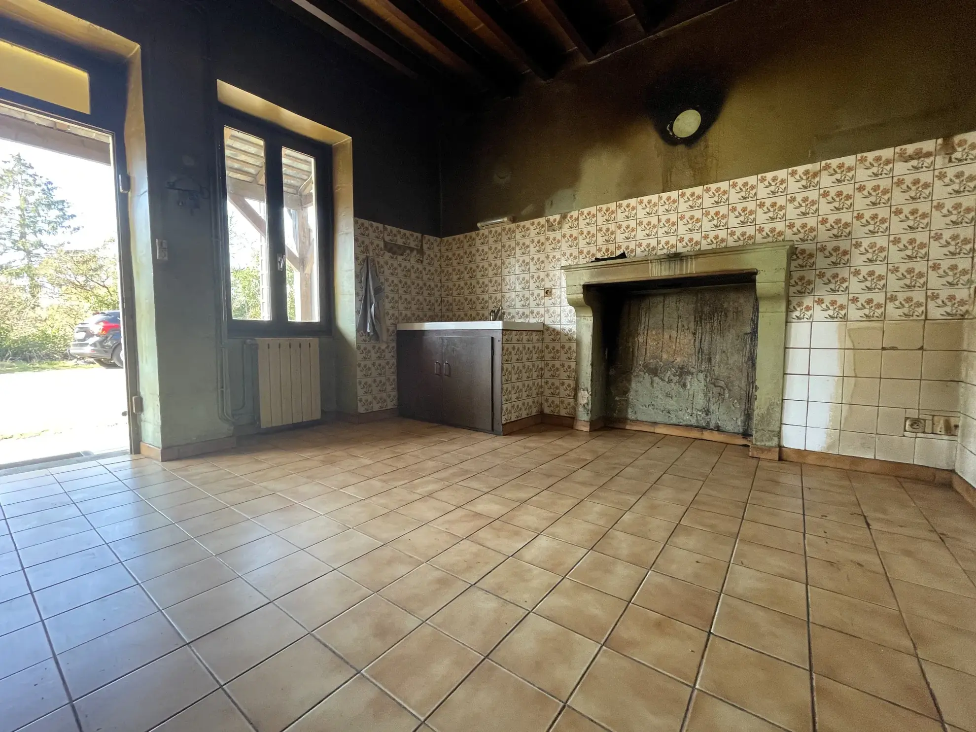 Maison de plain-pied à Prémery, 4 chambres, garage, calme, 65 000 EUR 