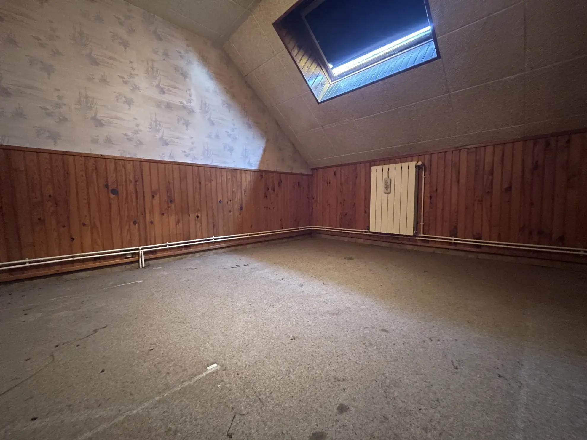 Maison de plain-pied à Prémery, 4 chambres, garage, calme, 65 000 EUR 