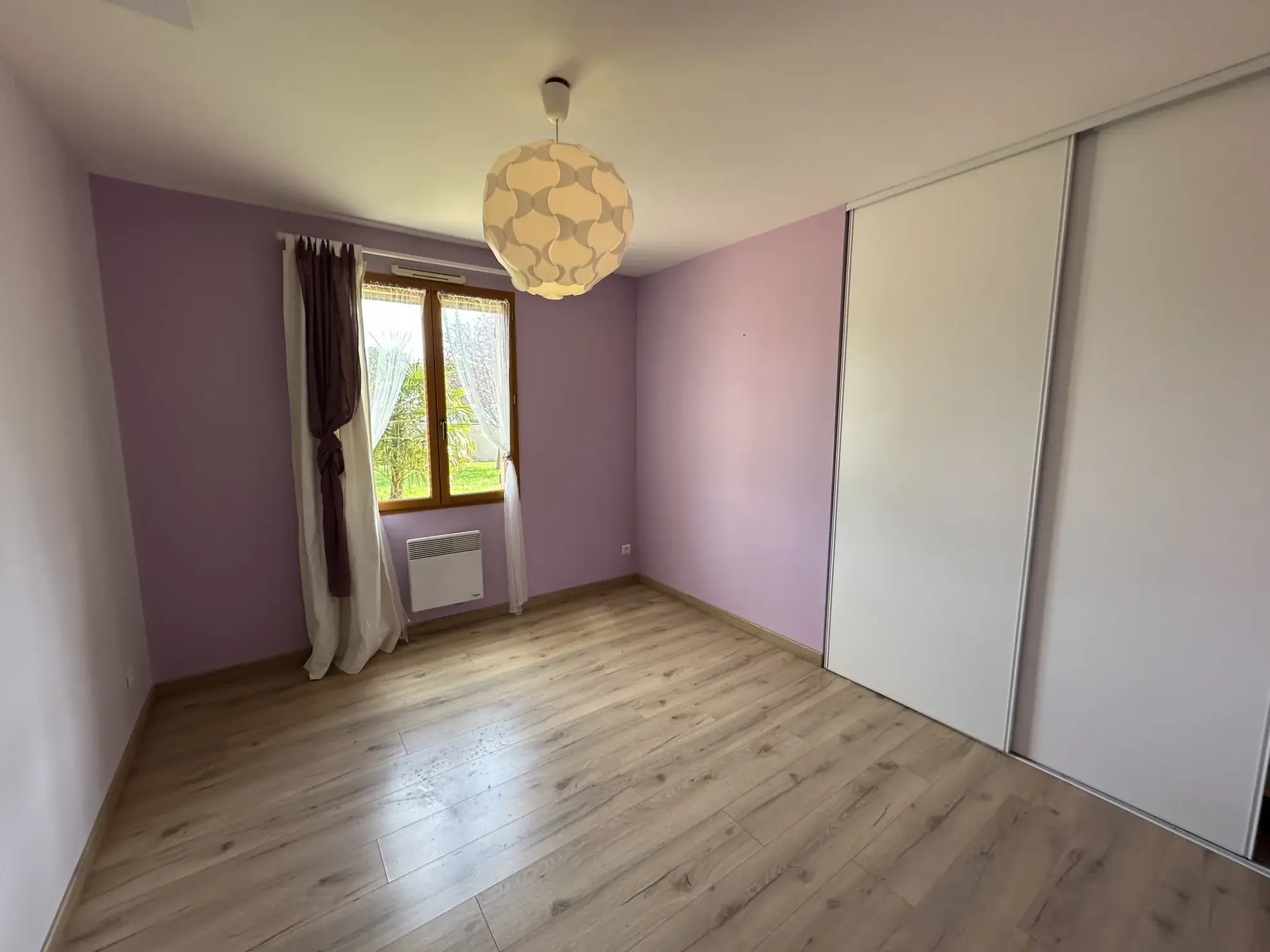 Maison de plain-pied à Vendat avec jardin et garage - 3 chambres 