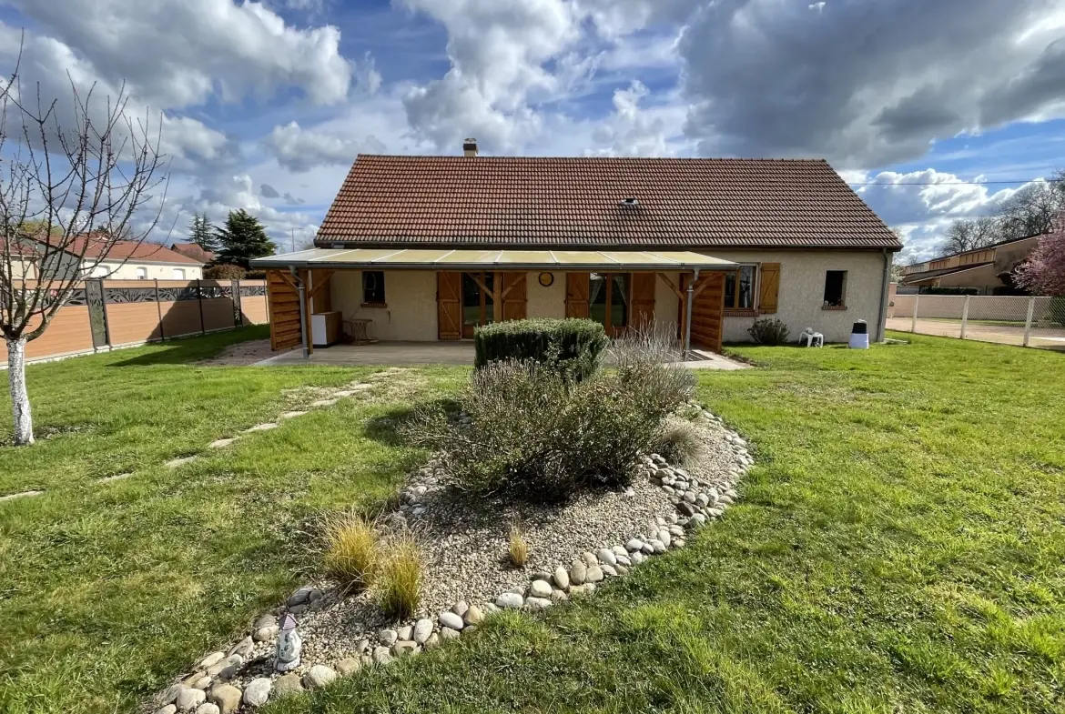 Maison de plain-pied à Vendat avec jardin et garage - 3 chambres 