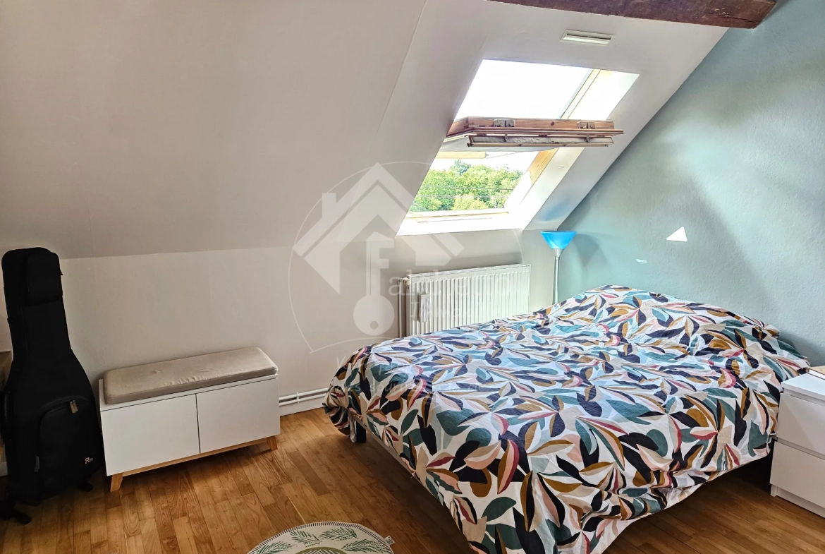 Maison authentique de 145m² à Lapalisse avec terrasses et garage 