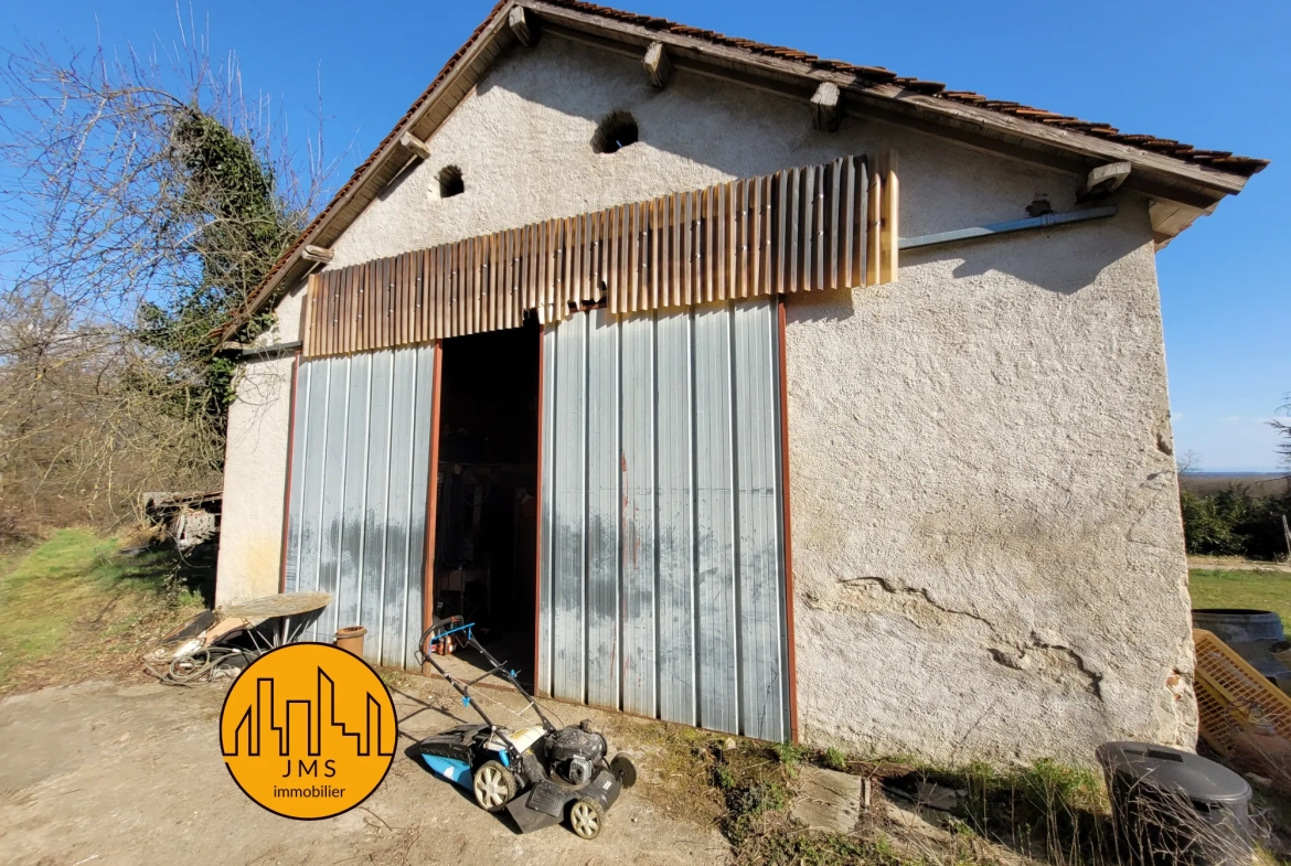 Ferme à vendre à Châtel-de-Neuvre avec 6 hectares, maison et potentiel rural exceptionnel 