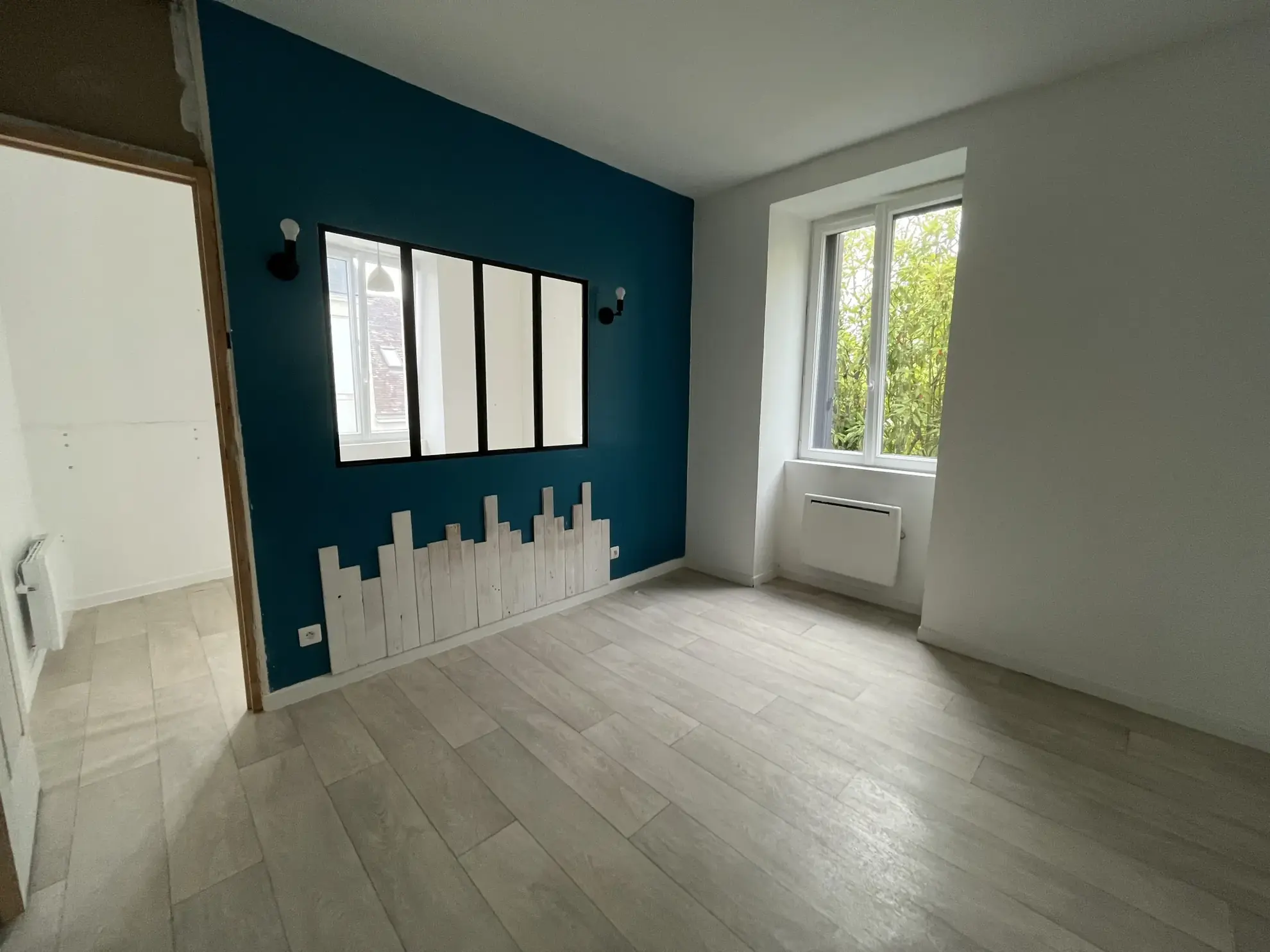 Maison de maître à vendre à Villeneuve en Perseigne – 184 m² avec garage et grenier aménageable 