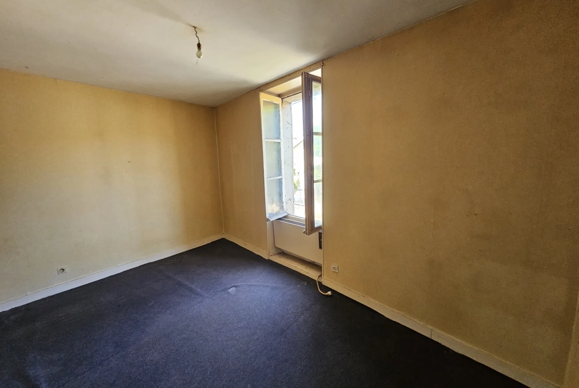 Maison 3 pièces avec jardin à Montgivray 36400 – Idéal résidence ou investissement 