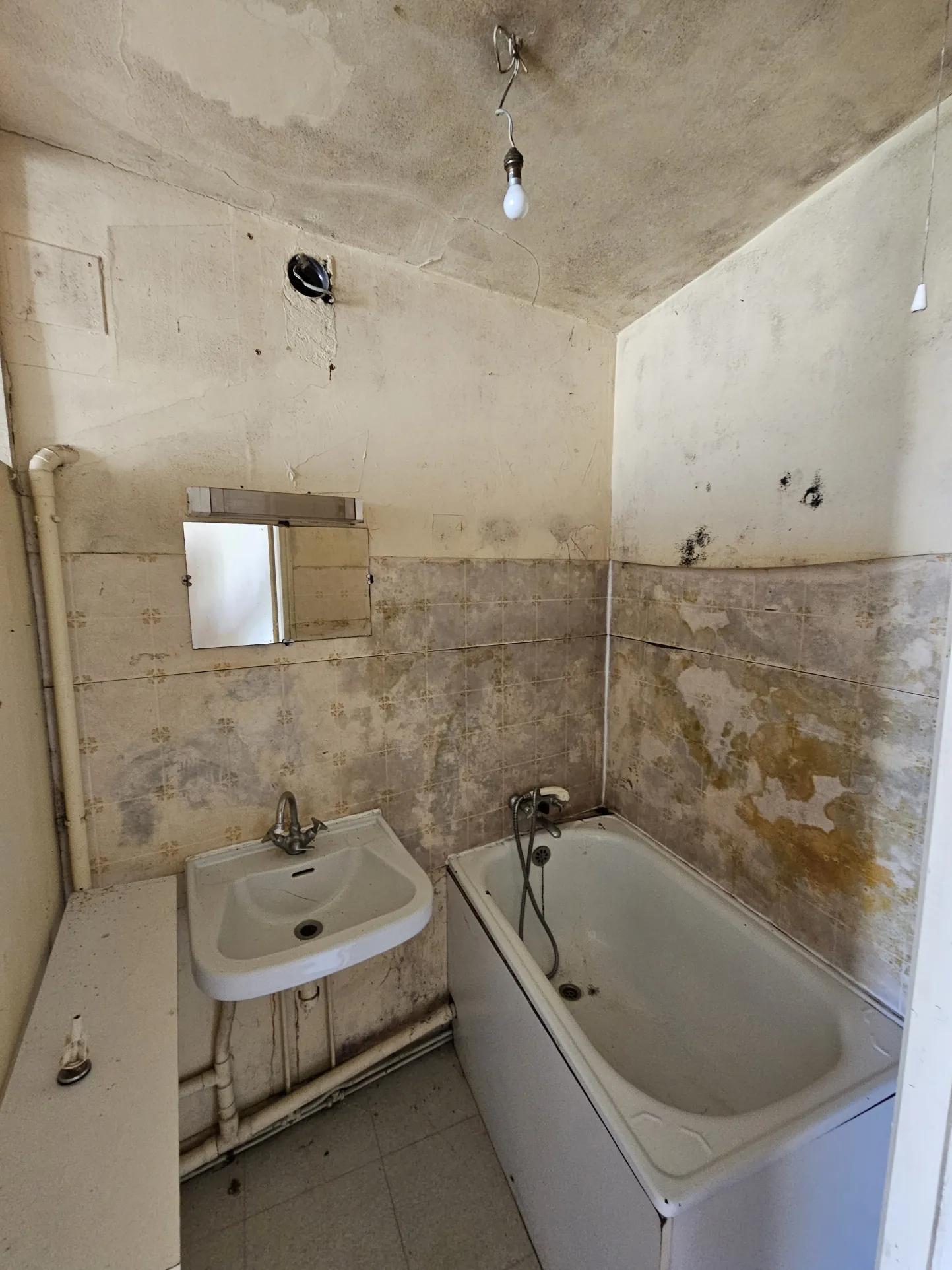 Maison 3 pièces avec jardin à Montgivray 36400 – Idéal résidence ou investissement 
