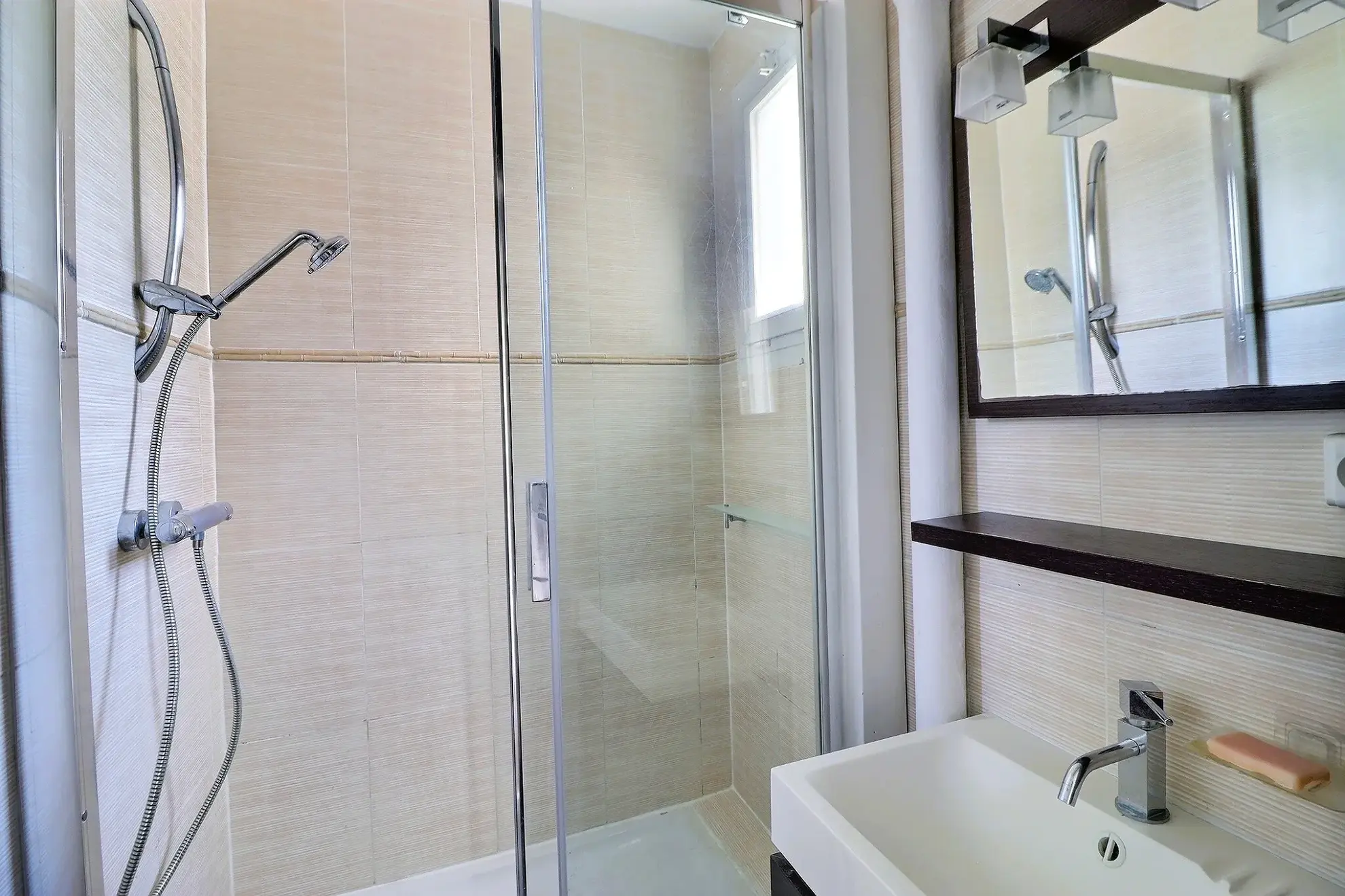 Bel appartement T3 rénové et lumineux à Clamart 