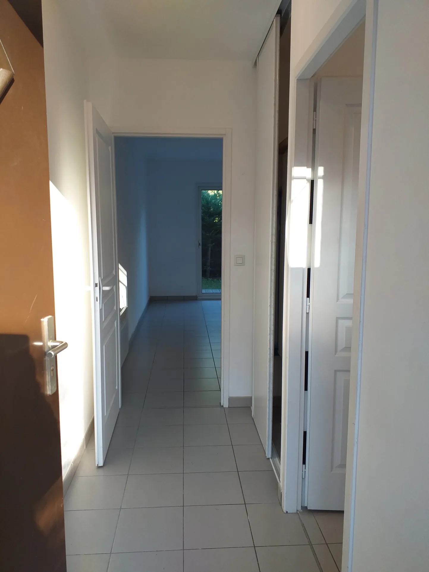 Appartement T1 à vendre à Grand Piquey, 30 m² avec terrasse et parking 