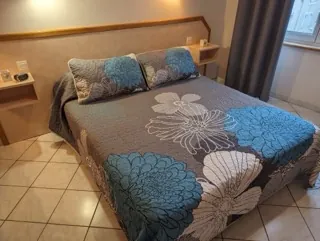 Immeuble de prestige de 106 m² à Bourbonne-les-Bains, idéal pour investissement locatif 