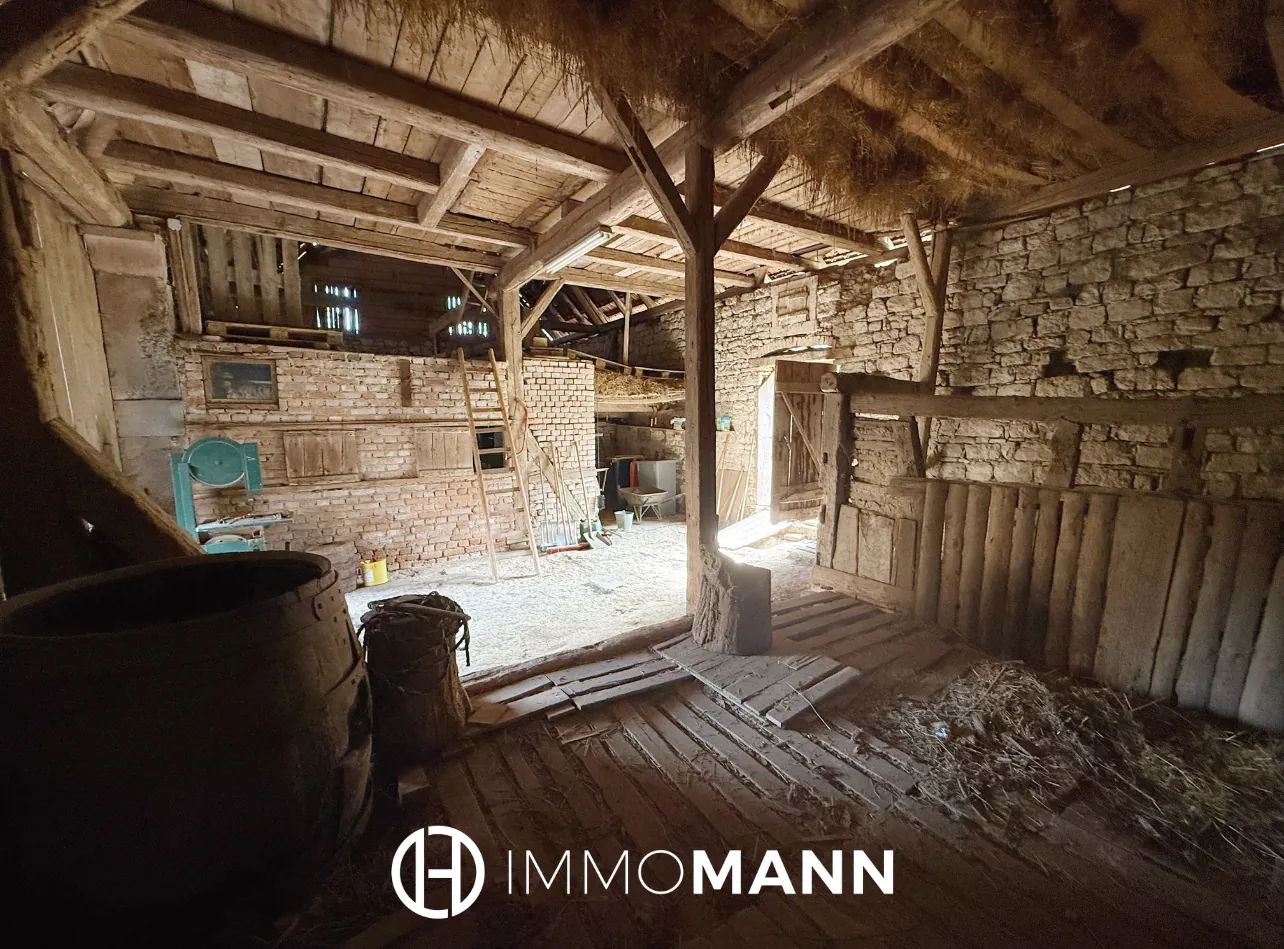 Maison alsacienne avec corps de ferme à rénover à Neugartheim-Ittlenheim près de Strasbourg 