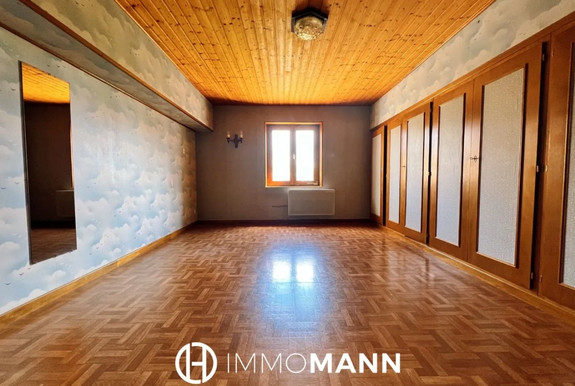 Maison alsacienne avec corps de ferme à rénover à Neugartheim-Ittlenheim près de Strasbourg 