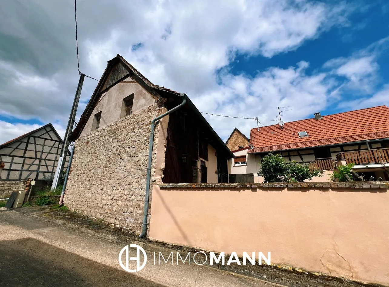 Maison alsacienne avec corps de ferme à rénover à Neugartheim-Ittlenheim près de Strasbourg 