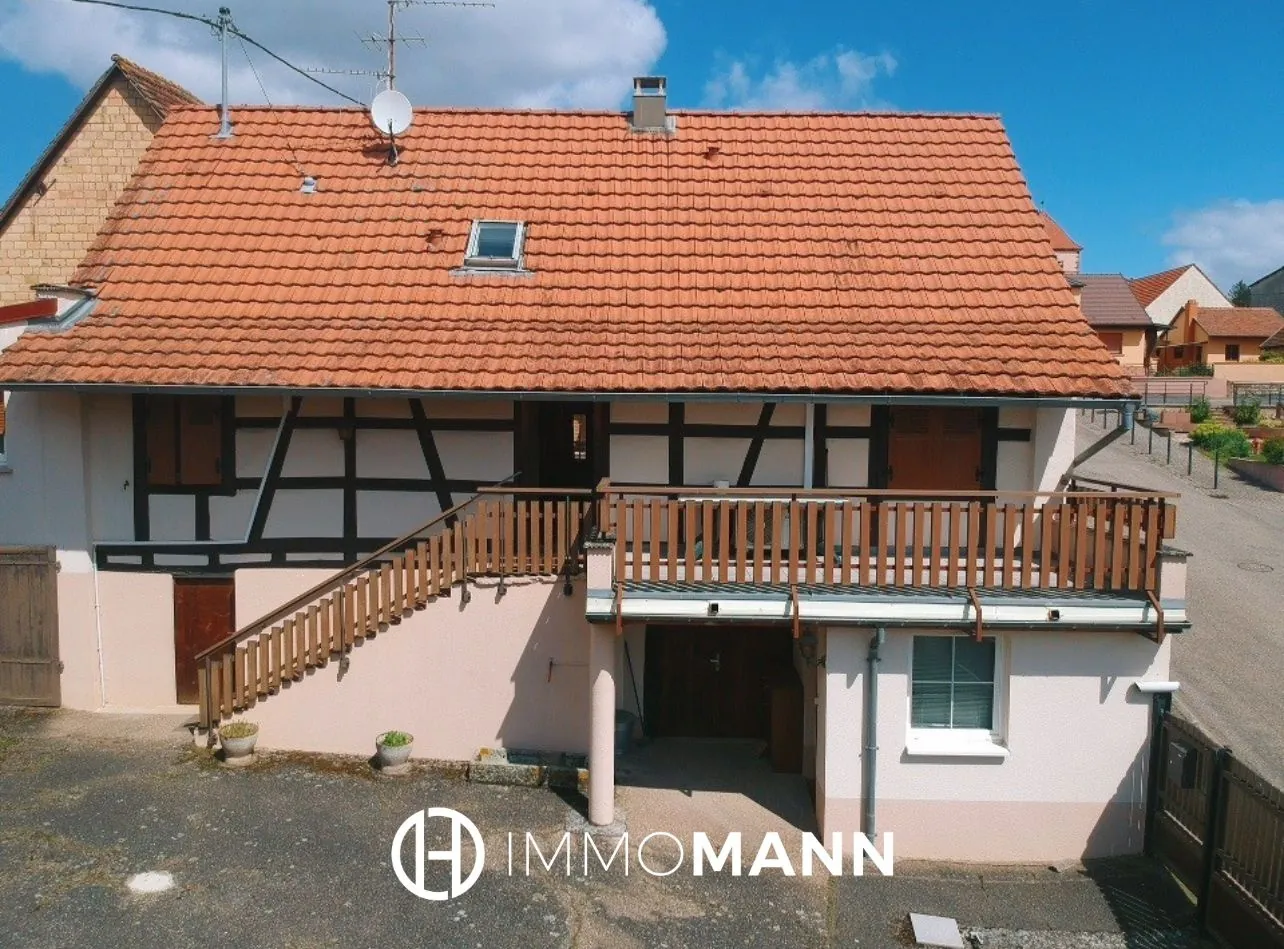 Maison alsacienne avec corps de ferme à rénover à Neugartheim-Ittlenheim près de Strasbourg 