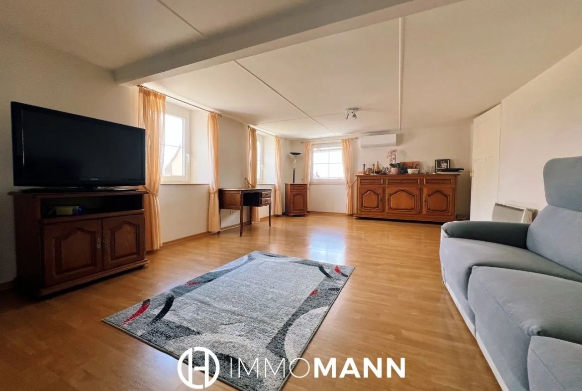 Maison alsacienne avec corps de ferme à rénover à Neugartheim-Ittlenheim près de Strasbourg 
