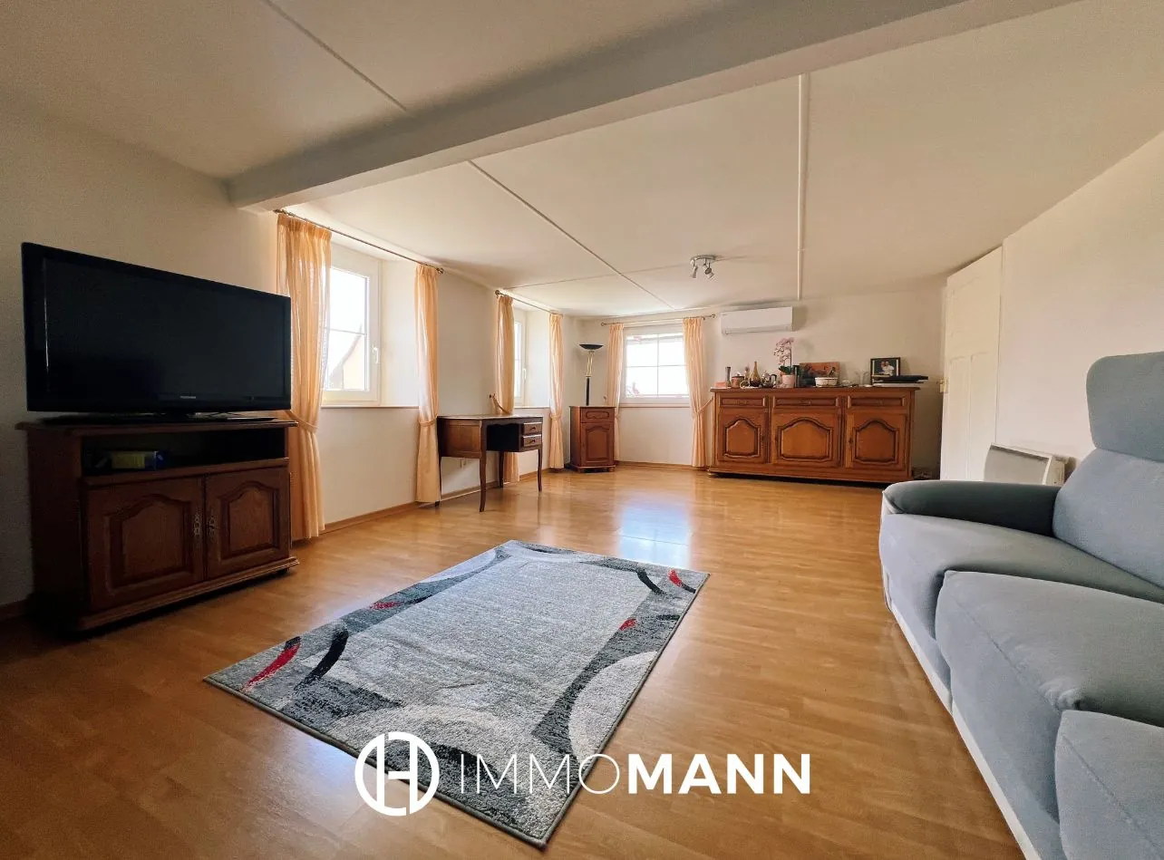 Maison alsacienne avec corps de ferme à rénover à Neugartheim-Ittlenheim près de Strasbourg 