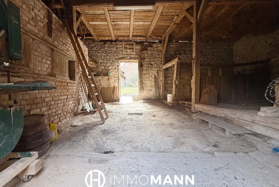 Maison alsacienne avec corps de ferme à rénover à Neugartheim-Ittlenheim près de Strasbourg 