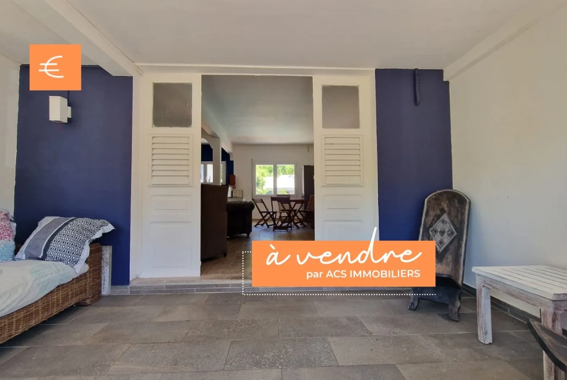 Appartement T4 à Bellefontaine à 30 mètres de la plage avec piscine et terrasse 