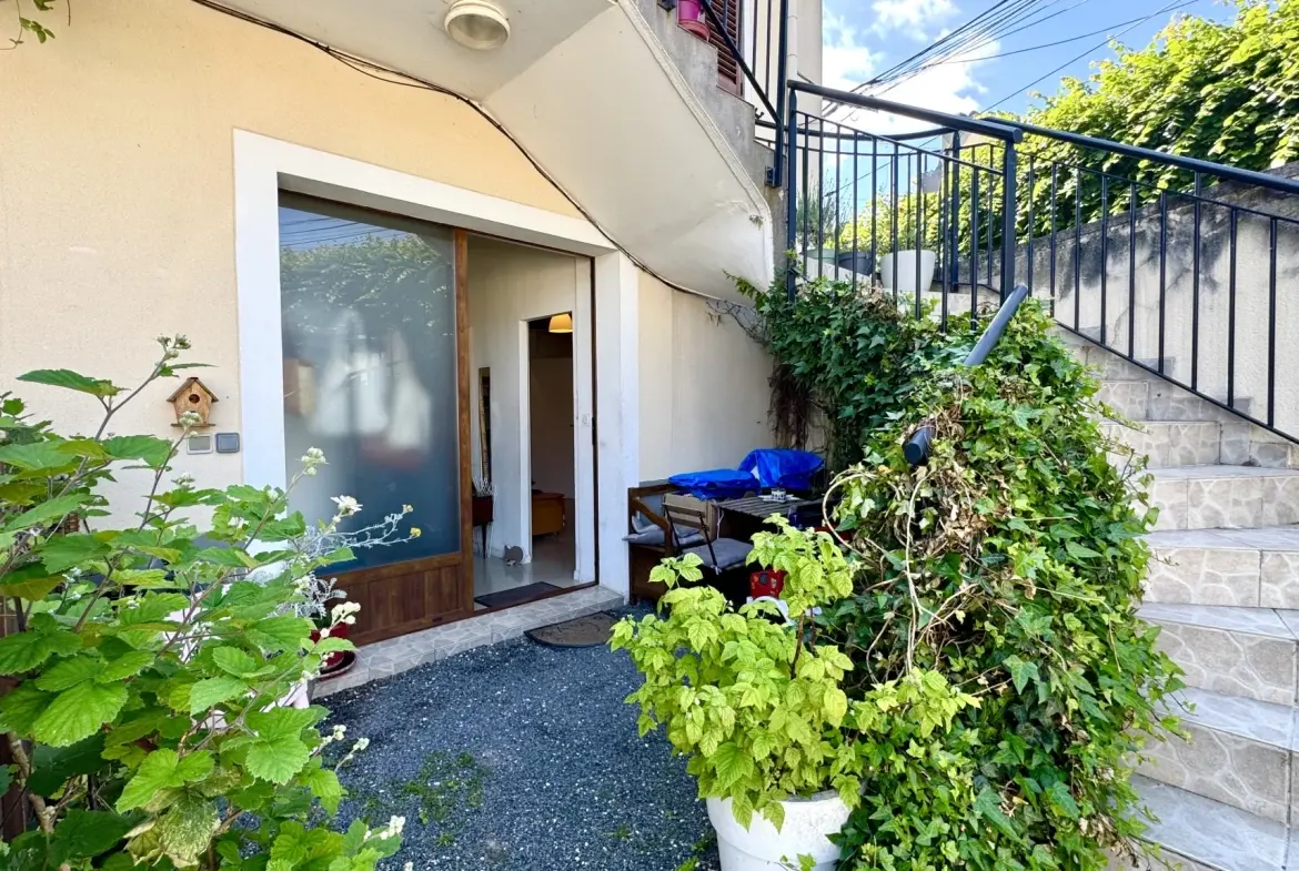 Appartement 3 pièces de 45 m² avec terrasse à Vaires-sur-Marne 