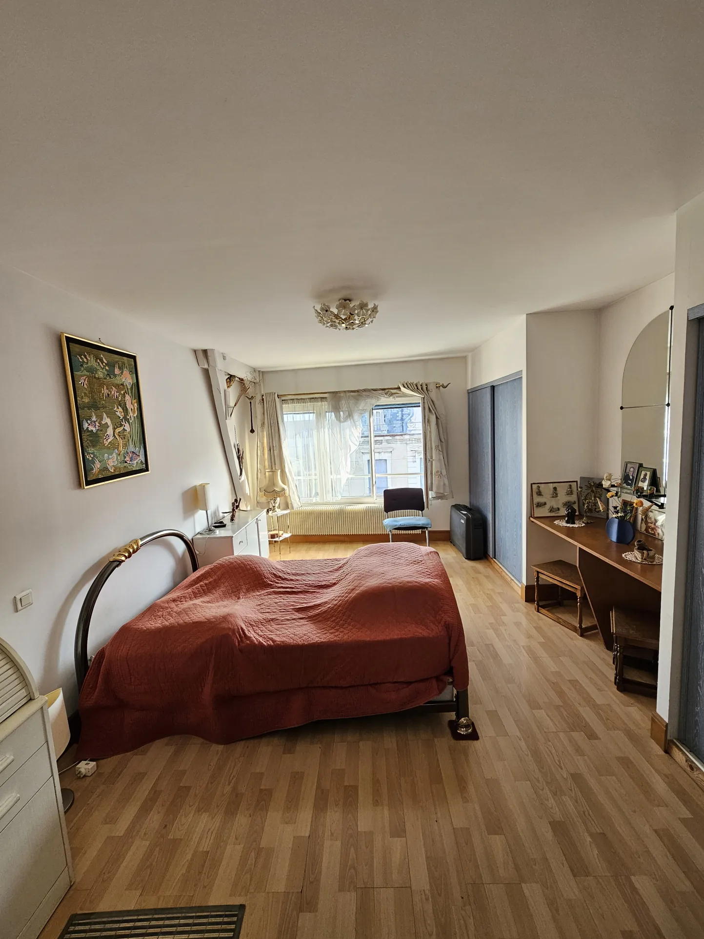 À vendre : Duplex de 143,70 m² avec vue sur la cathédrale à Bourges - Quartier Saint Bonnet 