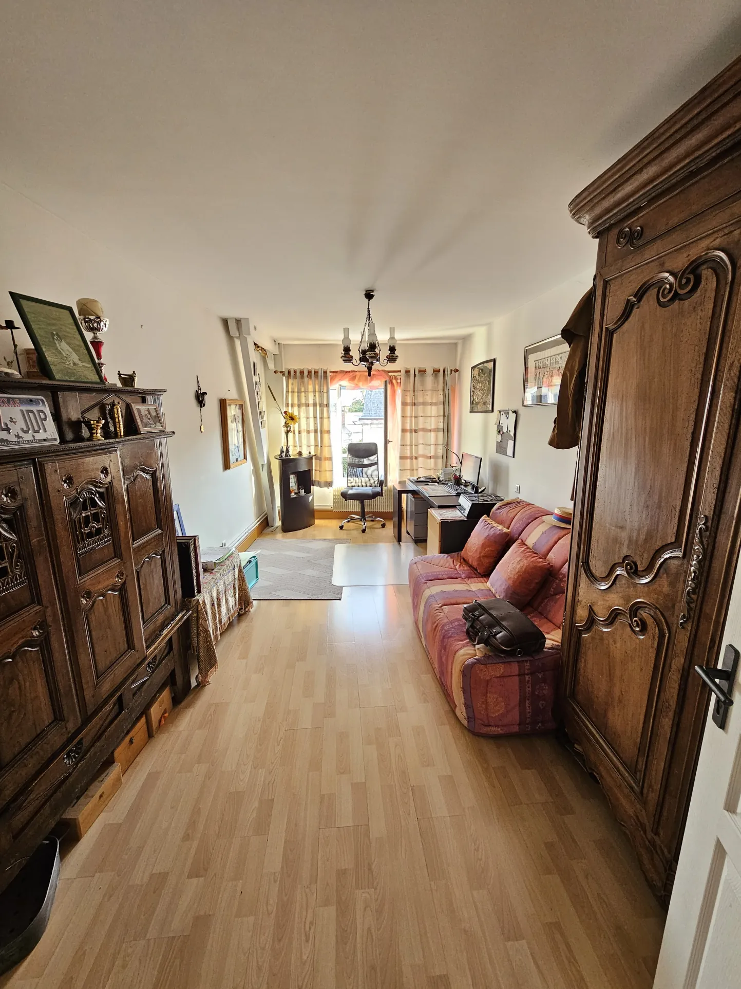 À vendre : Duplex de 143,70 m² avec vue sur la cathédrale à Bourges - Quartier Saint Bonnet 