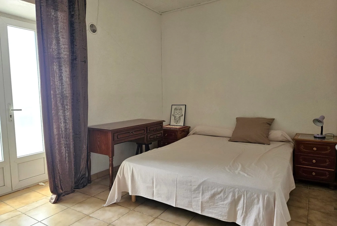 Maison individuelle de 180 m² à Orange, proche centre-ville, avec jardin et garage 