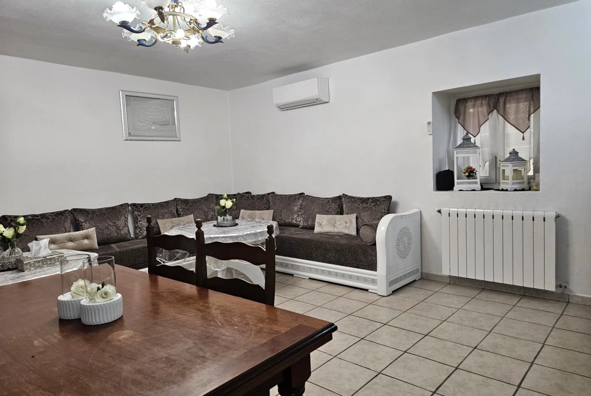 Maison individuelle de 180 m² à Orange, proche centre-ville, avec jardin et garage 
