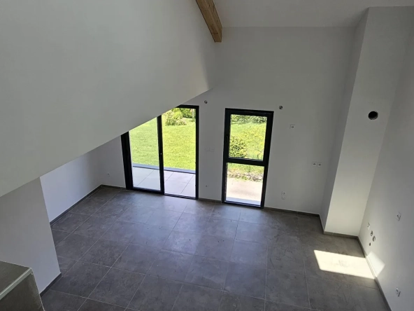 T3 Duplex en Dernier Étage à Saint Pierre en Faucigny - Résidence Moderne