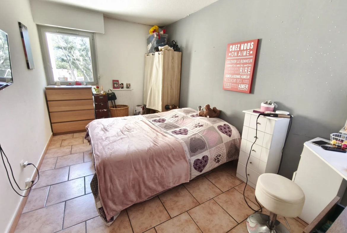 Appartement T4 de 80m² avec Terrasse et Cave à La Seyne-sur-Mer Tamaris 