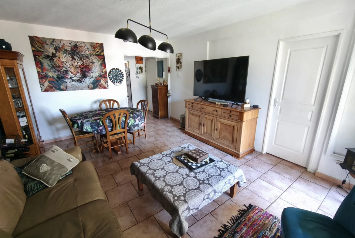 Appartement T4 de 80m² avec Terrasse et Cave à La Seyne-sur-Mer Tamaris 