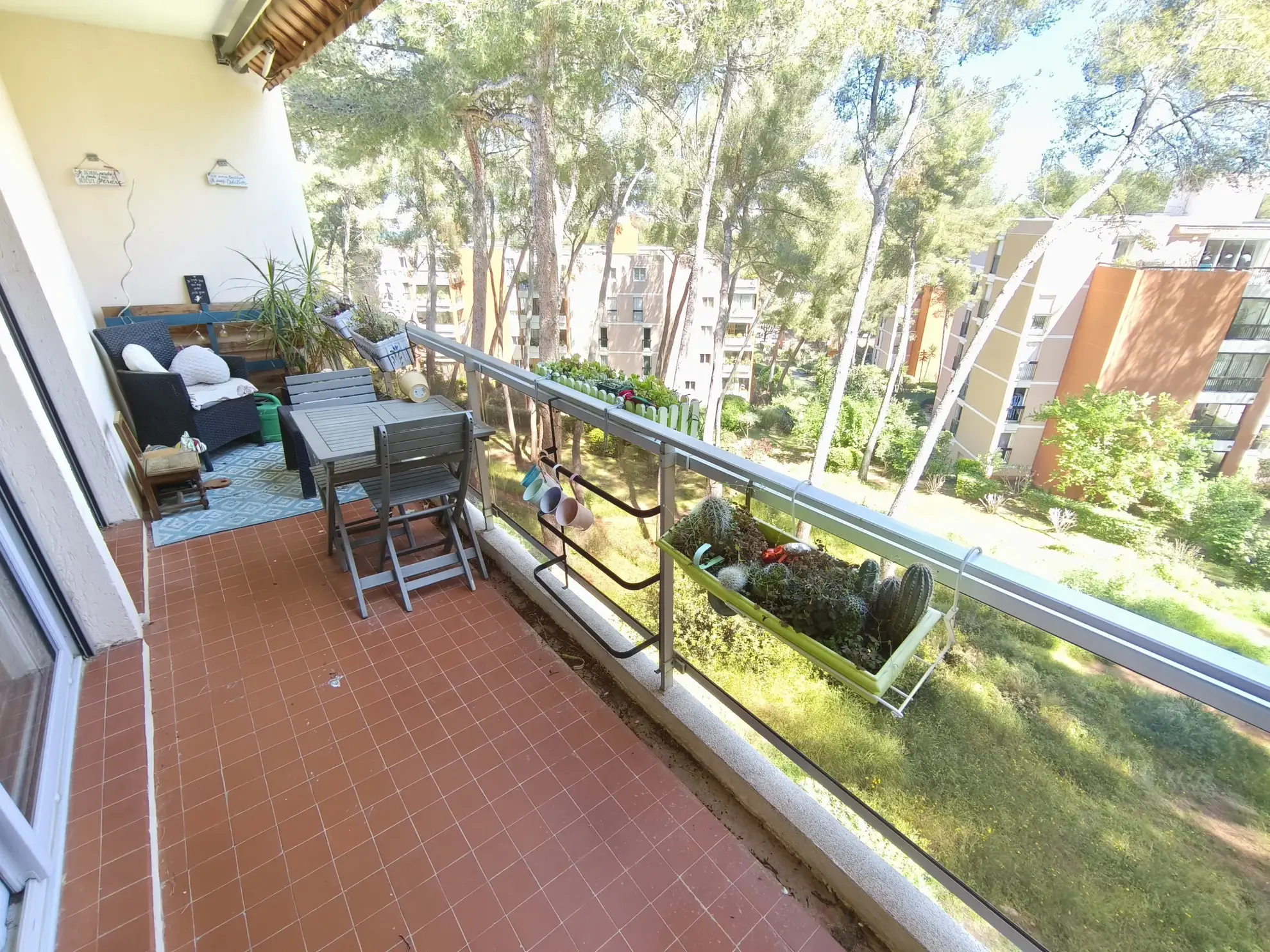 Appartement T4 de 80m² avec Terrasse et Cave à La Seyne-sur-Mer Tamaris 