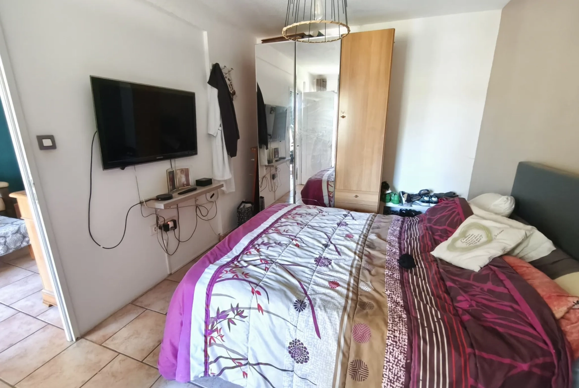 Appartement T4 de 80m² avec Terrasse et Cave à La Seyne-sur-Mer Tamaris 