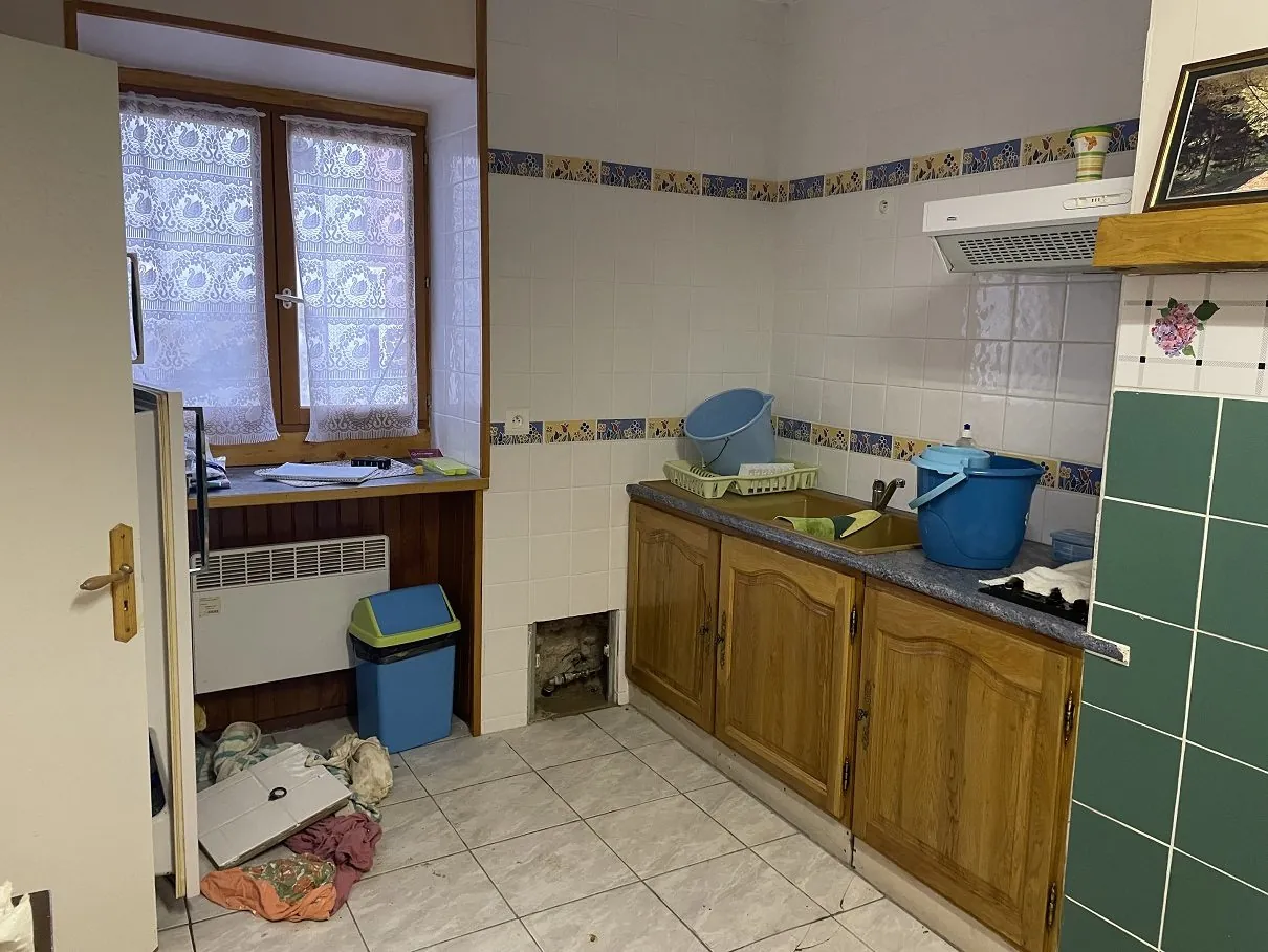 Maison de village à Le Fossat avec potentiel de rénovation – 81,6 m² 