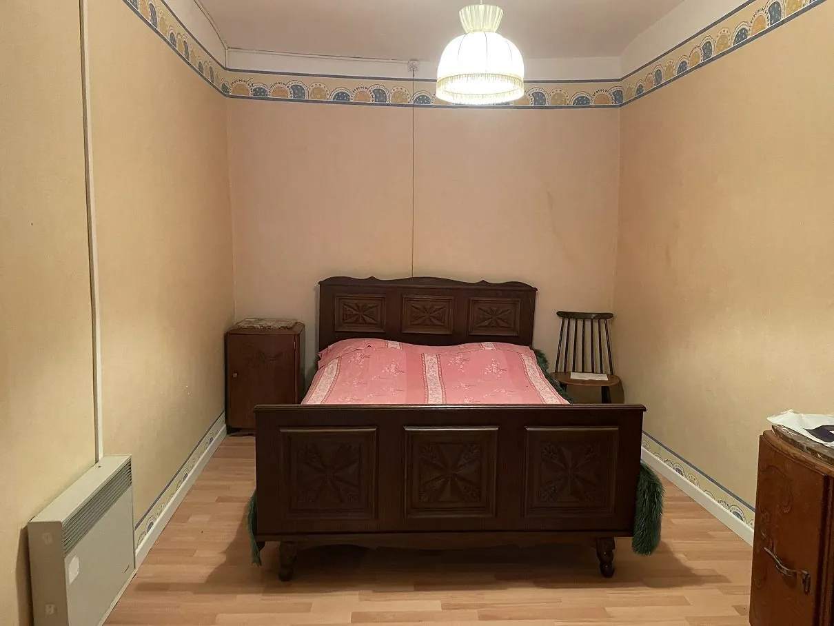 Maison de village à Le Fossat avec potentiel de rénovation – 81,6 m² 