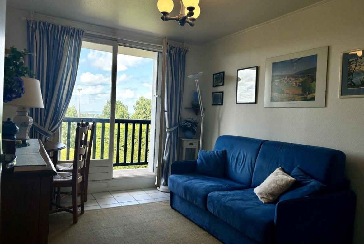 Appartement 2 pièces à vendre à Blonville-sur-Mer de 31 m² avec balcon, à 700m des plages, situé dans une résidence avec ascenseur.