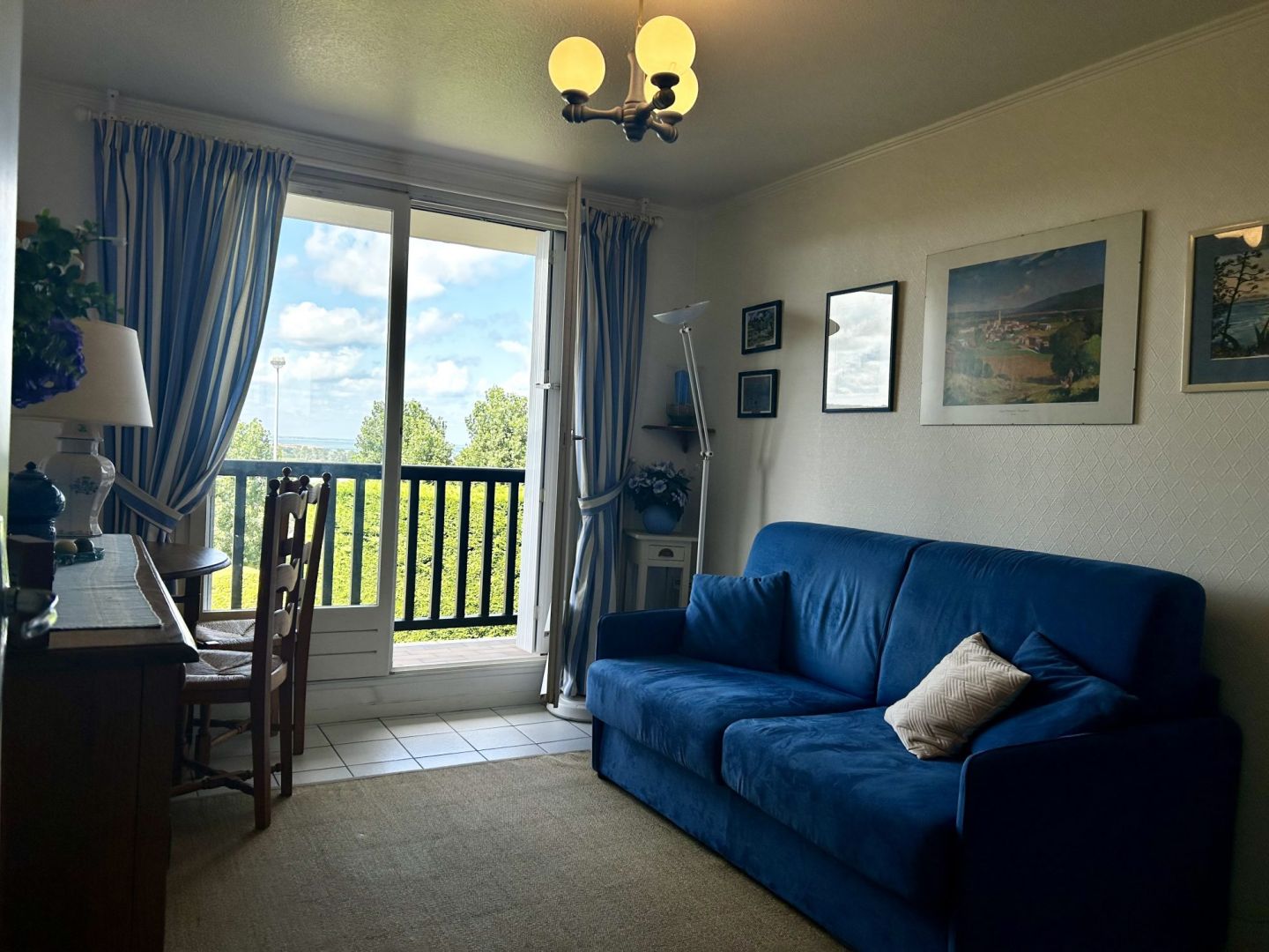 Appartement 2 pièces à vendre à Blonville-sur-Mer de 31 m² avec balcon, à 700m des plages, situé dans une résidence avec ascenseur.